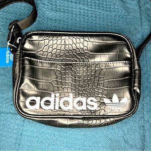 Adidas Airliner Tote Bag Black and Croc White